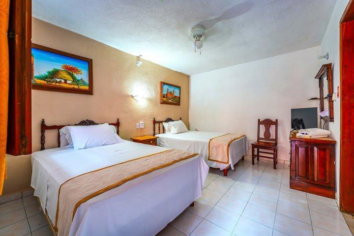 Hotel Santa Lucia Mérida Esterno foto